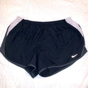LAST CHANCE BEFORE DONATING: Woman’s Nike Shorts
